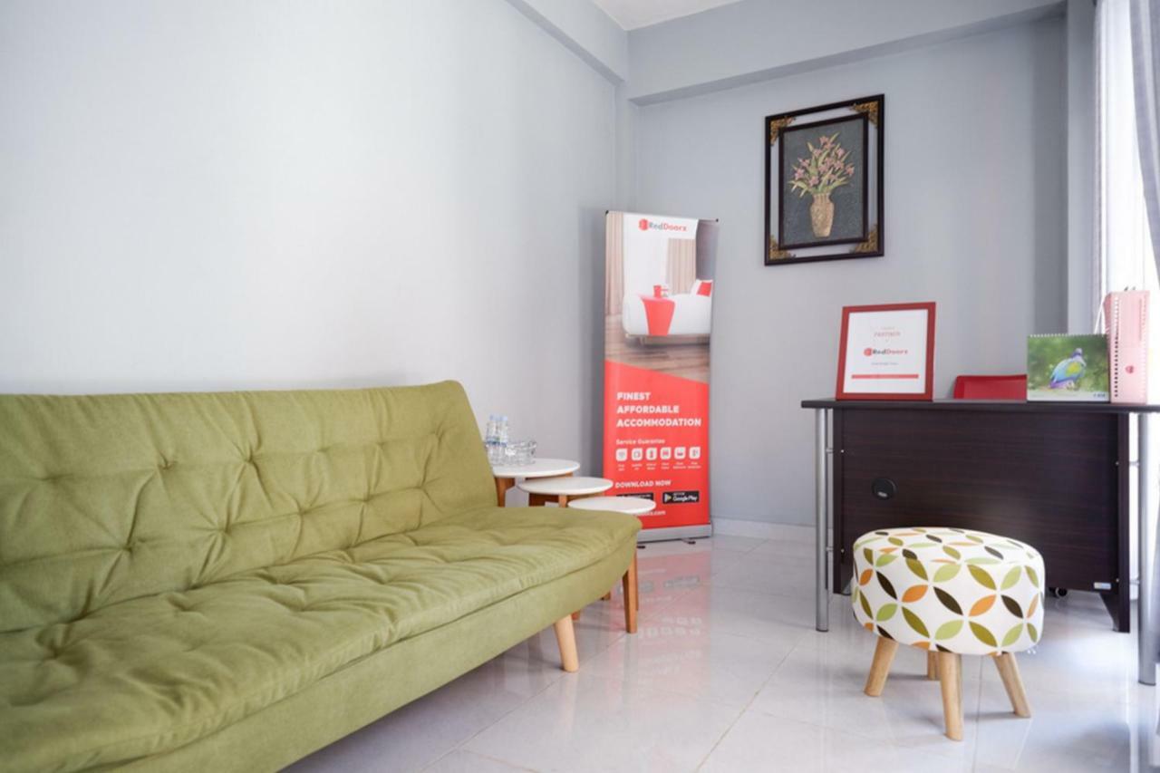 Hotel RedDoorz Syariah near RSUD Margono Purwokerto Zewnętrze zdjęcie