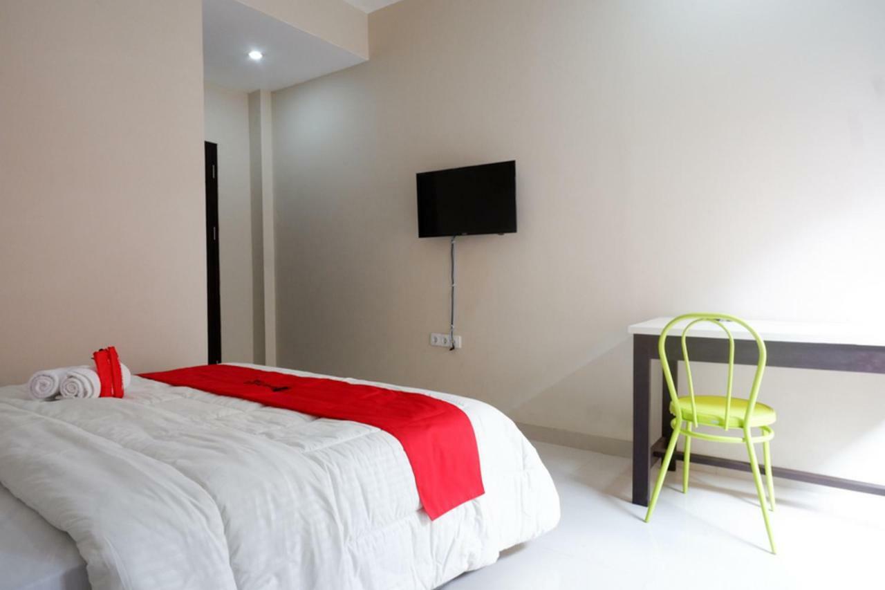 Hotel RedDoorz Syariah near RSUD Margono Purwokerto Zewnętrze zdjęcie