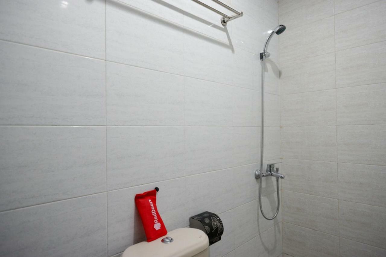 Hotel RedDoorz Syariah near RSUD Margono Purwokerto Zewnętrze zdjęcie